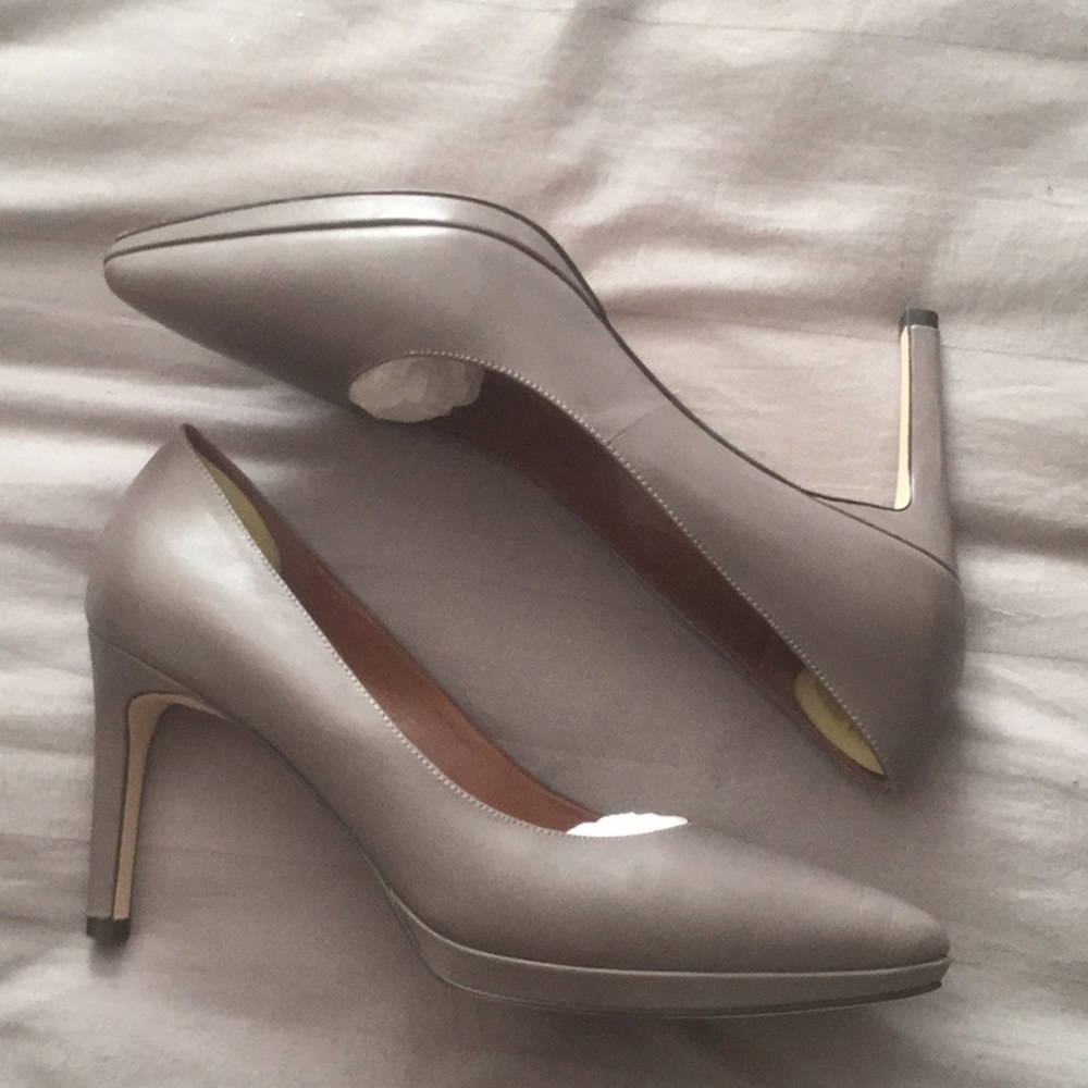 Cole Haan Idala Pump II.  10B